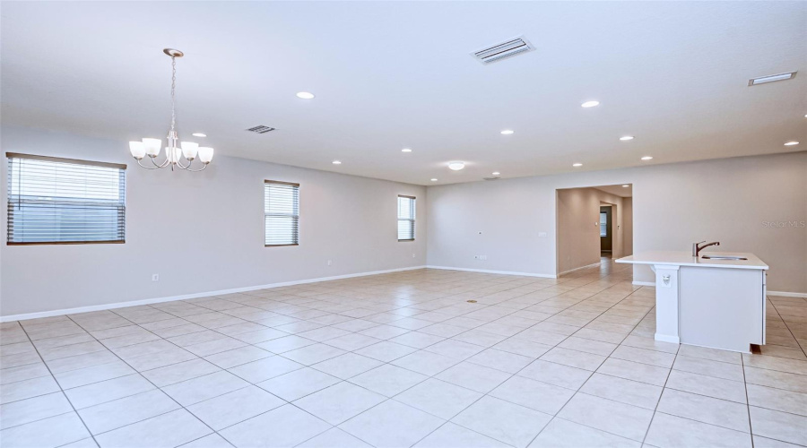 DAVENPORT, Florida 33896, 4 Bedrooms Bedrooms, ,2 BathroomsBathrooms,Residential,For Sale,YORKSHIRE,MFRO6263889