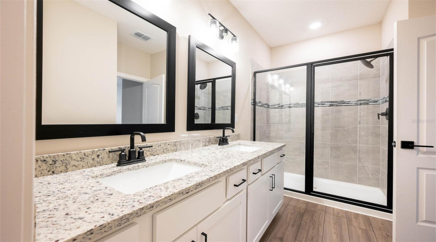 KISSIMMEE, Florida 34747, 3 Bedrooms Bedrooms, ,2 BathroomsBathrooms,Residential,For Sale,SOMERSWORTH,0,MFRTB8330598