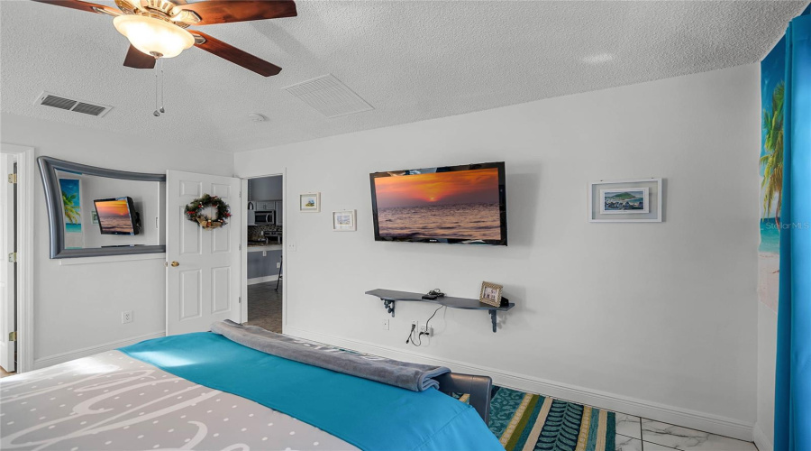 KISSIMMEE, Florida 34746, 4 Bedrooms Bedrooms, ,2 BathroomsBathrooms,Residential,For Sale,CASTAWAY BEACH,MFRO6262248