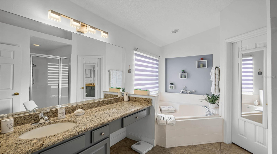 KISSIMMEE, Florida 34746, 4 Bedrooms Bedrooms, ,2 BathroomsBathrooms,Residential,For Sale,CASTAWAY BEACH,MFRO6262248