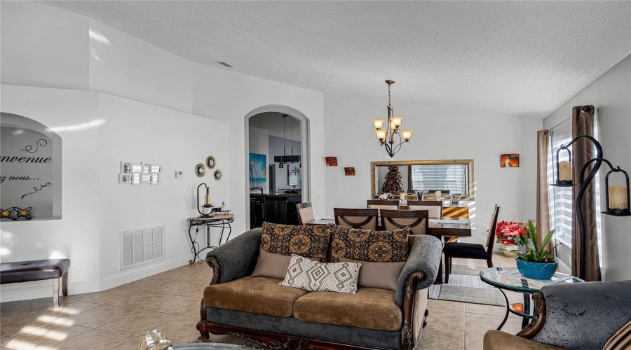 KISSIMMEE, Florida 34746, 4 Bedrooms Bedrooms, ,2 BathroomsBathrooms,Residential,For Sale,CASTAWAY BEACH,MFRO6262248