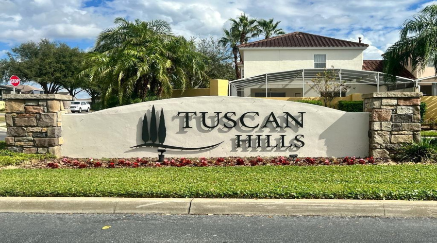 DAVENPORT, Florida 33897, 4 Bedrooms Bedrooms, ,3 BathroomsBathrooms,Residential,For Sale,BRUNELLO,0,MFRO6258093
