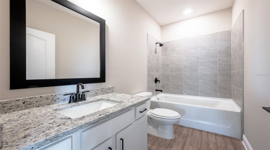 Kissimmee, Florida 34747, 4 Bedrooms Bedrooms, ,2 Bathroomsbathrooms,Residential,For Sale,Somersworth,Mfrtb8330781