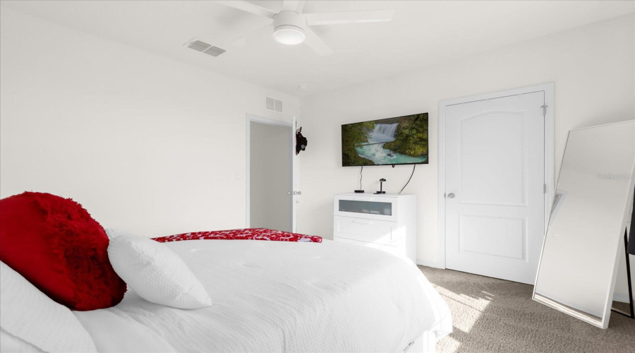 Davenport, Florida 33837, 5 Bedrooms Bedrooms, ,3 Bathroomsbathrooms,Residential,For Sale,Magnolia,Mfro6263978