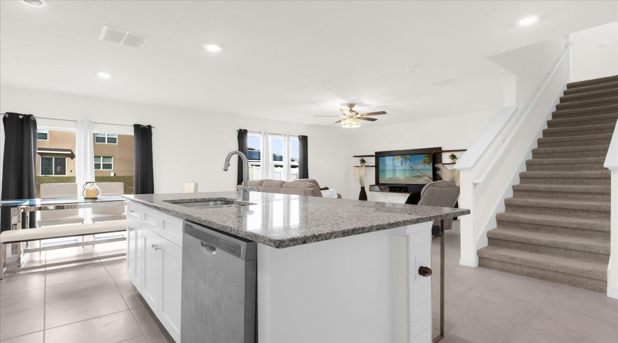 Davenport, Florida 33837, 5 Bedrooms Bedrooms, ,3 Bathroomsbathrooms,Residential,For Sale,Magnolia,Mfro6263978