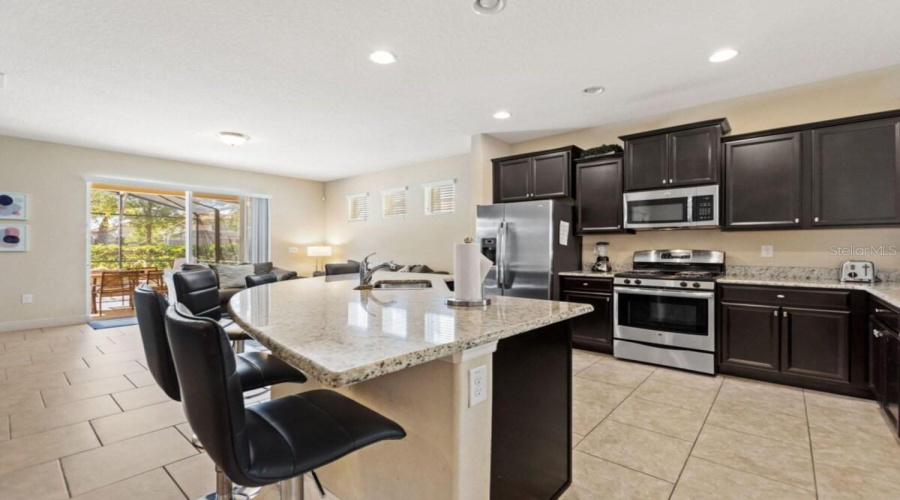 DAVENPORT, Florida 33837, 5 Bedrooms Bedrooms, ,4 BathroomsBathrooms,Residential,For Sale,WILDWOOD,0,MFRO6263897