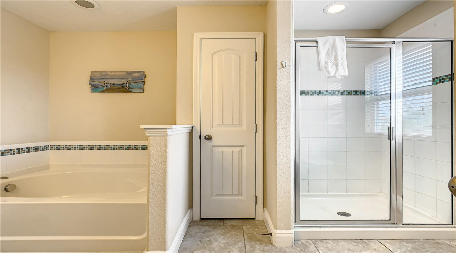 DAVENPORT, Florida 33837, 5 Bedrooms Bedrooms, ,4 BathroomsBathrooms,Residential,For Sale,WILDWOOD,0,MFRO6263897
