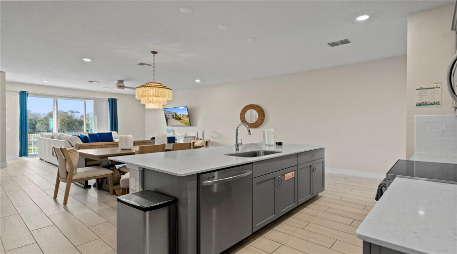 Reunion, Florida 34747, 3 Bedrooms Bedrooms, ,2 Bathroomsbathrooms,Residential,For Sale,Driving Range,Mfro6265116