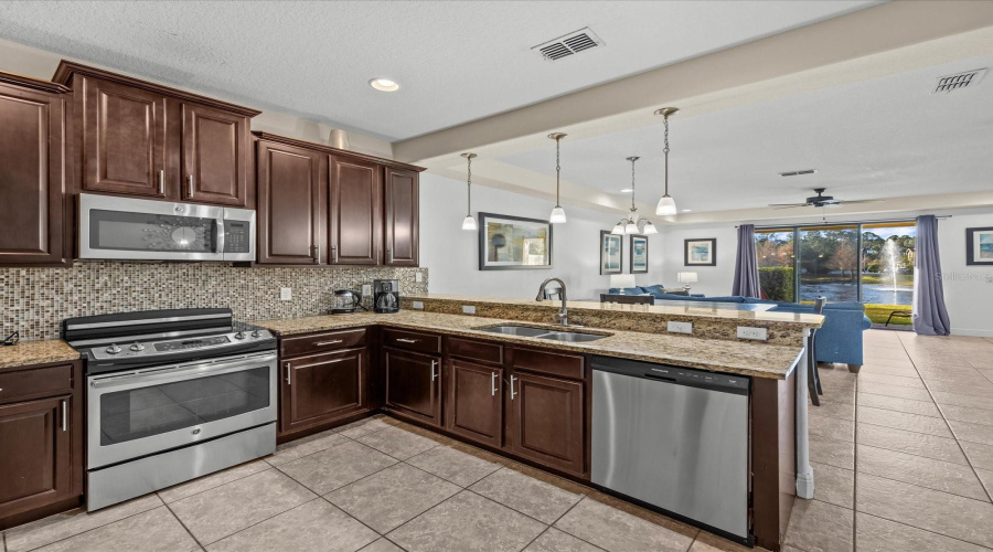 Champions Gate, Florida 33896, 3 Bedrooms Bedrooms, ,2 Bathroomsbathrooms,Residential,For Sale,Roseville,Mfro6264578