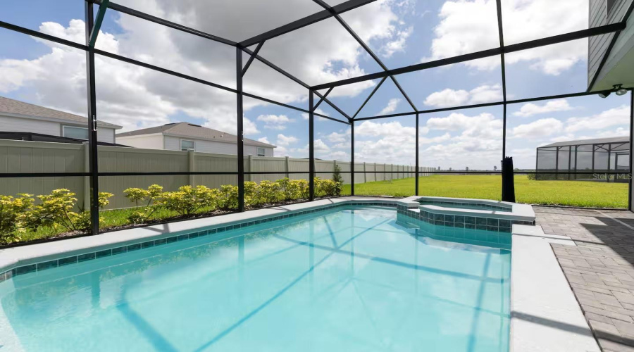 DAVENPORT, Florida 33897, 7 Bedrooms Bedrooms, ,5 BathroomsBathrooms,Residential,For Sale,KONA,0,MFRO6264499