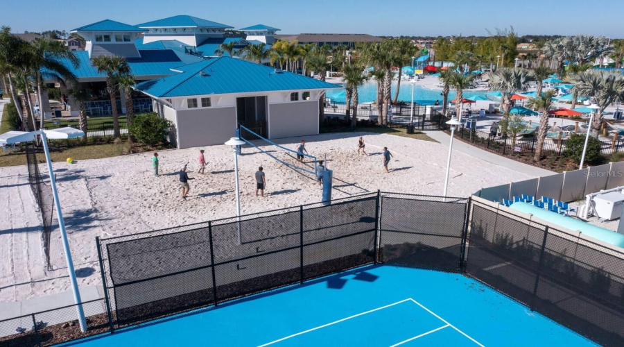 DAVENPORT, Florida 33897, 7 Bedrooms Bedrooms, ,5 BathroomsBathrooms,Residential,For Sale,KONA,0,MFRO6264499