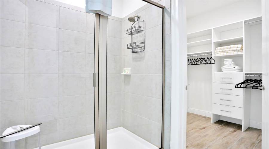 KISSIMMEE, Florida 34747, 8 Bedrooms Bedrooms, ,8 BathroomsBathrooms,Residential,For Sale,PARROT HEAD,0,MFRO6265271