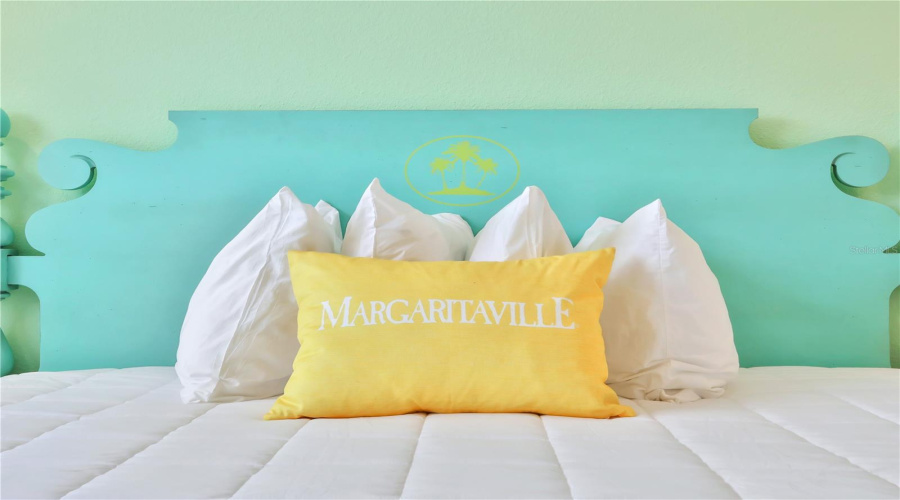 KISSIMMEE, Florida 34747, 8 Bedrooms Bedrooms, ,8 BathroomsBathrooms,Residential,For Sale,PARROT HEAD,0,MFRO6265271