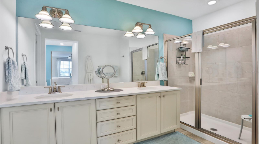 KISSIMMEE, Florida 34747, 8 Bedrooms Bedrooms, ,8 BathroomsBathrooms,Residential,For Sale,PARROT HEAD,0,MFRO6265271