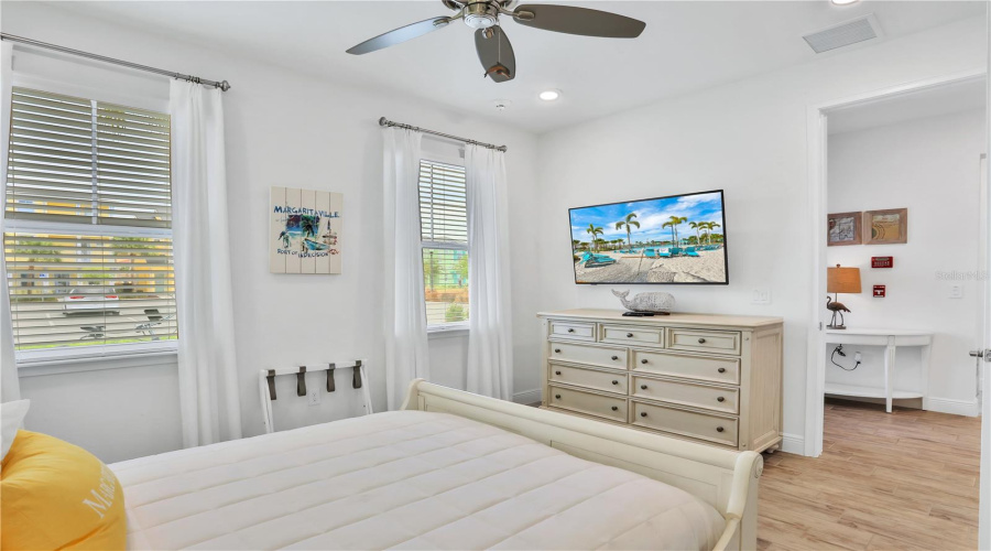 KISSIMMEE, Florida 34747, 8 Bedrooms Bedrooms, ,8 BathroomsBathrooms,Residential,For Sale,PARROT HEAD,0,MFRO6265271