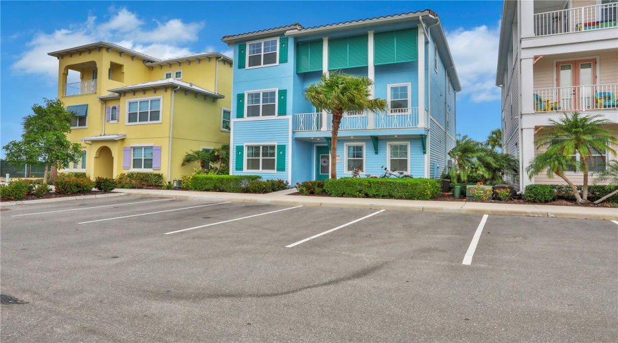 KISSIMMEE, Florida 34747, 8 Bedrooms Bedrooms, ,8 BathroomsBathrooms,Residential,For Sale,PARROT HEAD,0,MFRO6265271