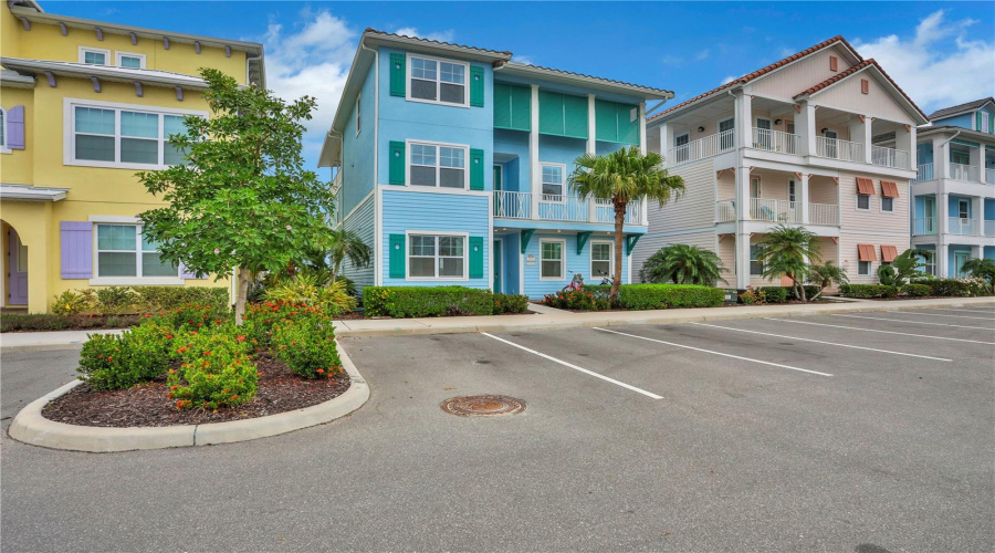 KISSIMMEE, Florida 34747, 8 Bedrooms Bedrooms, ,8 BathroomsBathrooms,Residential,For Sale,PARROT HEAD,0,MFRO6265271