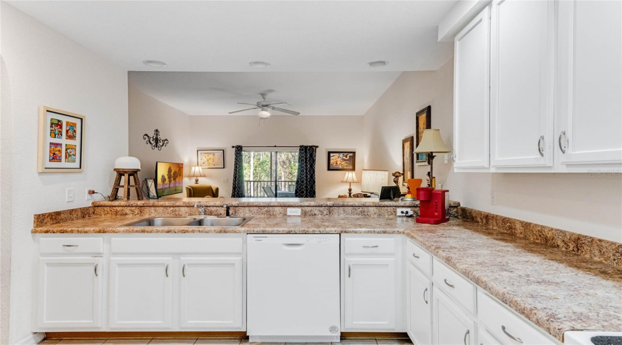 KISSIMMEE, Florida 34747, 2 Bedrooms Bedrooms, ,2 BathroomsBathrooms,Residential,For Sale,TREASURE TROVE,0,MFRO6264771