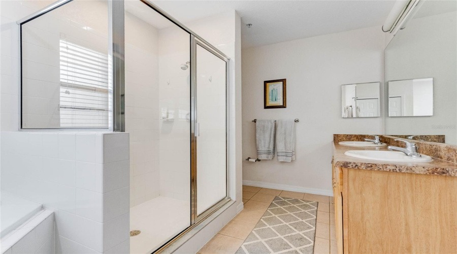 KISSIMMEE, Florida 34747, 2 Bedrooms Bedrooms, ,2 BathroomsBathrooms,Residential,For Sale,TREASURE TROVE,0,MFRO6264771