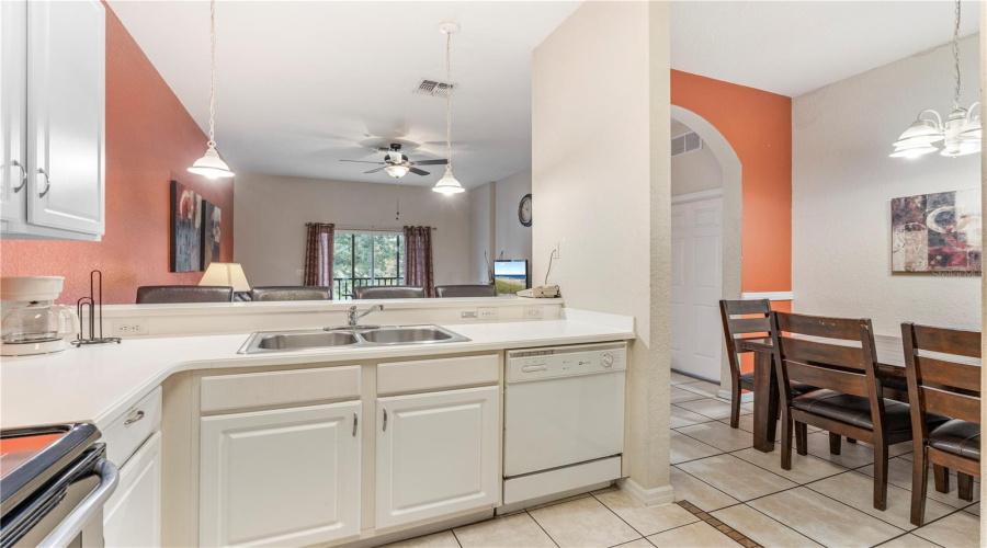 DAVENPORT, Florida 33897, 3 Bedrooms Bedrooms, ,2 BathroomsBathrooms,Residential,For Sale,NEW PROVIDENCE,MFRS5117430