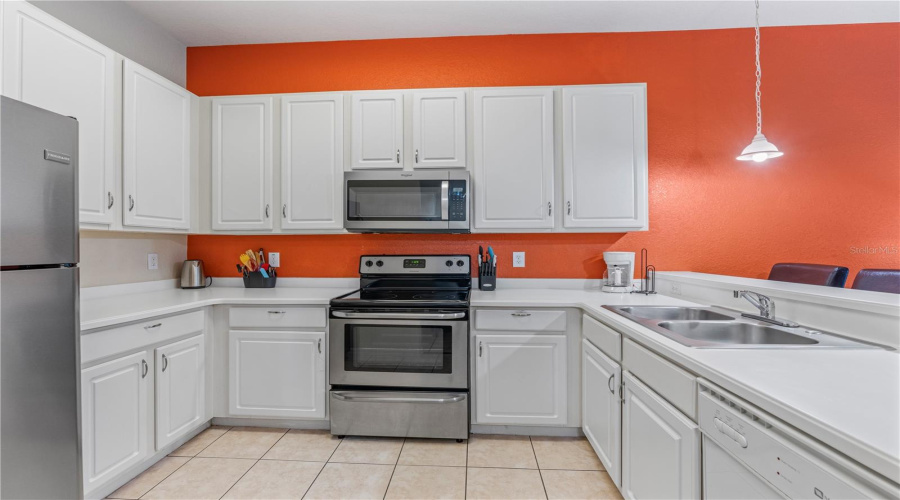 DAVENPORT, Florida 33897, 3 Bedrooms Bedrooms, ,2 BathroomsBathrooms,Residential,For Sale,NEW PROVIDENCE,MFRS5117430
