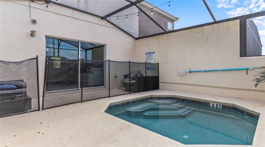 Kissimmee, Florida 34746, 3 Bedrooms Bedrooms, ,2 Bathroomsbathrooms,Residential,For Sale,Las Fuentes,Mfro6265647