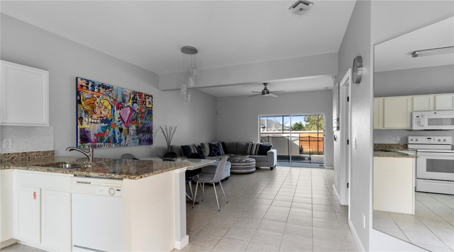 Kissimmee, Florida 34746, 3 Bedrooms Bedrooms, ,2 Bathroomsbathrooms,Residential,For Sale,Las Fuentes,Mfro6265647