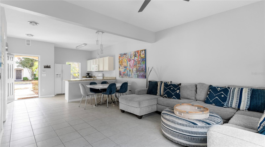 Kissimmee, Florida 34746, 3 Bedrooms Bedrooms, ,2 Bathroomsbathrooms,Residential,For Sale,Las Fuentes,Mfro6265647