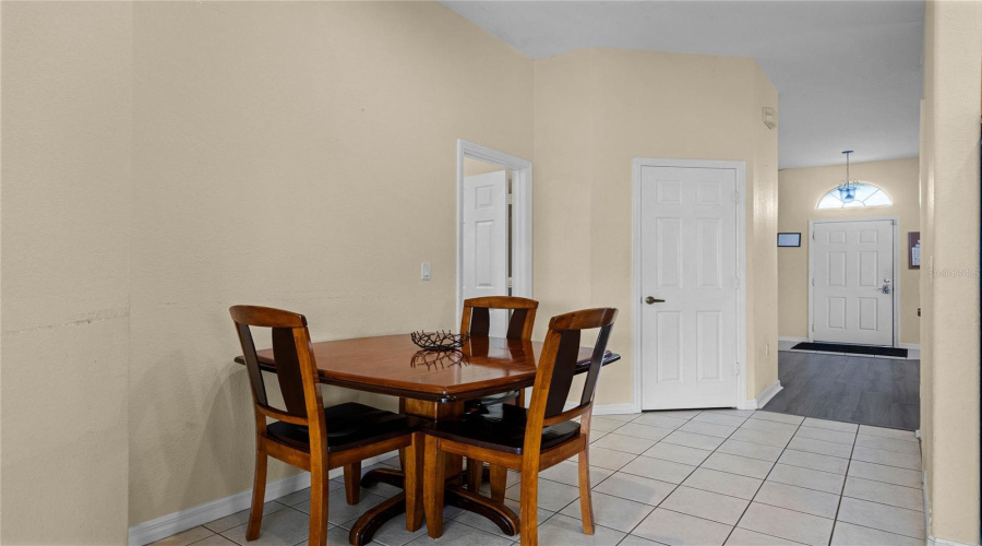 Davenport, Florida 33837, 5 Bedrooms Bedrooms, ,3 Bathroomsbathrooms,Residential,For Sale,Cadiz,Mfrs5117309