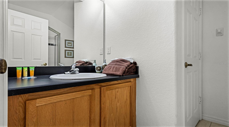 Davenport, Florida 33837, 5 Bedrooms Bedrooms, ,3 Bathroomsbathrooms,Residential,For Sale,Cadiz,Mfrs5117309
