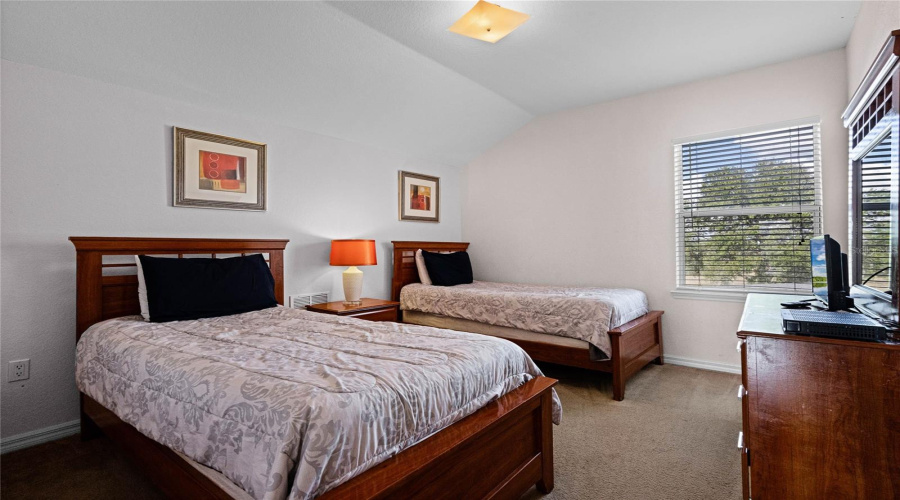 Davenport, Florida 33837, 5 Bedrooms Bedrooms, ,3 Bathroomsbathrooms,Residential,For Sale,Cadiz,Mfrs5117309