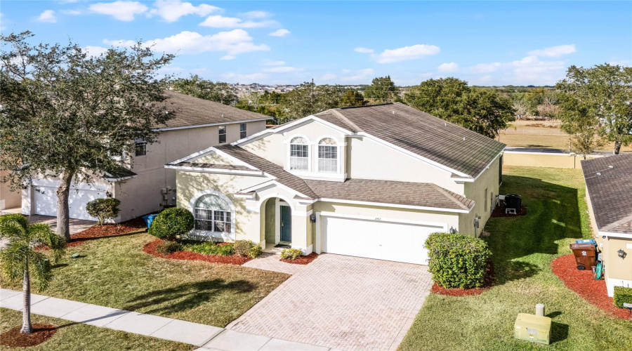 Davenport, Florida 33837, 5 Bedrooms Bedrooms, ,3 Bathroomsbathrooms,Residential,For Sale,Cadiz,Mfrs5117309