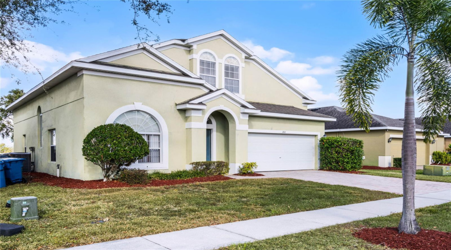 Davenport, Florida 33837, 5 Bedrooms Bedrooms, ,3 Bathroomsbathrooms,Residential,For Sale,Cadiz,Mfrs5117309
