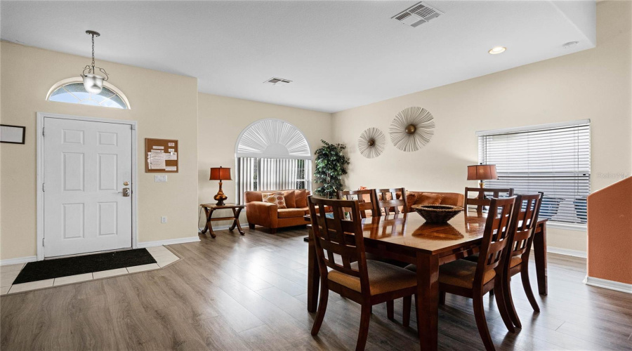 Davenport, Florida 33837, 5 Bedrooms Bedrooms, ,3 Bathroomsbathrooms,Residential,For Sale,Cadiz,Mfrs5117309