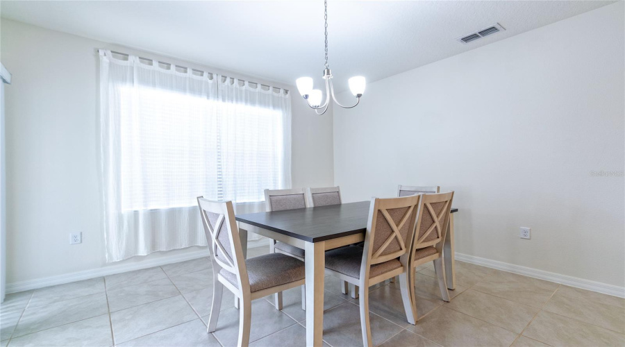 Davenport, Florida 33837, 3 Bedrooms Bedrooms, ,2 Bathroomsbathrooms,Residential,For Sale,Noble,Mfrs5117047