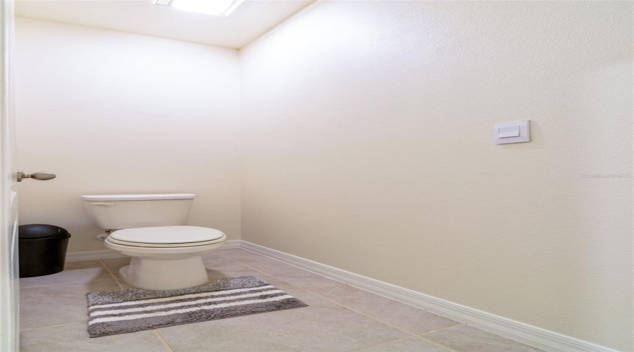Davenport, Florida 33837, 3 Bedrooms Bedrooms, ,2 Bathroomsbathrooms,Residential,For Sale,Noble,Mfrs5117047