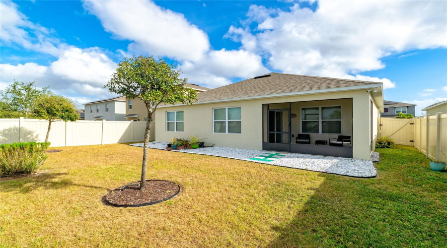 Davenport, Florida 33837, 3 Bedrooms Bedrooms, ,2 Bathroomsbathrooms,Residential,For Sale,Noble,Mfrs5117047