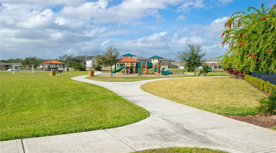 Davenport, Florida 33837, 3 Bedrooms Bedrooms, ,2 Bathroomsbathrooms,Residential,For Sale,Noble,Mfrs5117047
