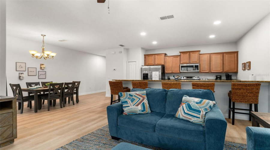 Kissimmee, Florida 34747, 4 Bedrooms Bedrooms, ,3 Bathroomsbathrooms,Residential,For Sale,Bismarck Palm,Mfro6266279
