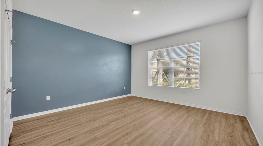 Davenport, Florida 33837, 6 Bedrooms Bedrooms, ,5 Bathroomsbathrooms,Residential,For Sale,Oak Reflection Loop,Mfro6264655