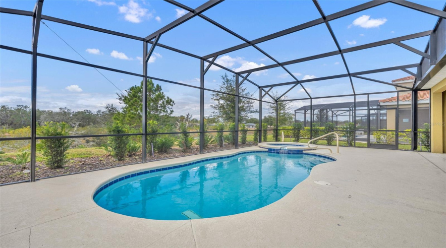 Davenport, Florida 33837, 6 Bedrooms Bedrooms, ,5 Bathroomsbathrooms,Residential,For Sale,Oak Reflection Loop,Mfro6264655