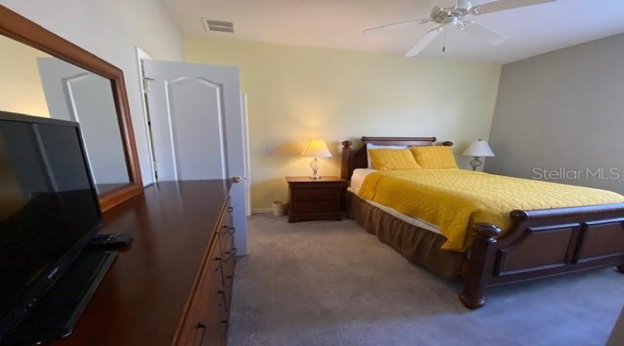 DAVENPORT, Florida 33896, 5 Bedrooms Bedrooms, ,4 BathroomsBathrooms,Residential,For Sale,SUSSEX,0,MFRS5117208