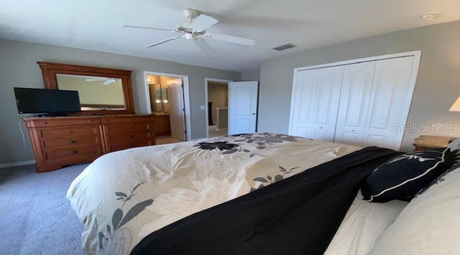 DAVENPORT, Florida 33896, 5 Bedrooms Bedrooms, ,4 BathroomsBathrooms,Residential,For Sale,SUSSEX,0,MFRS5117208