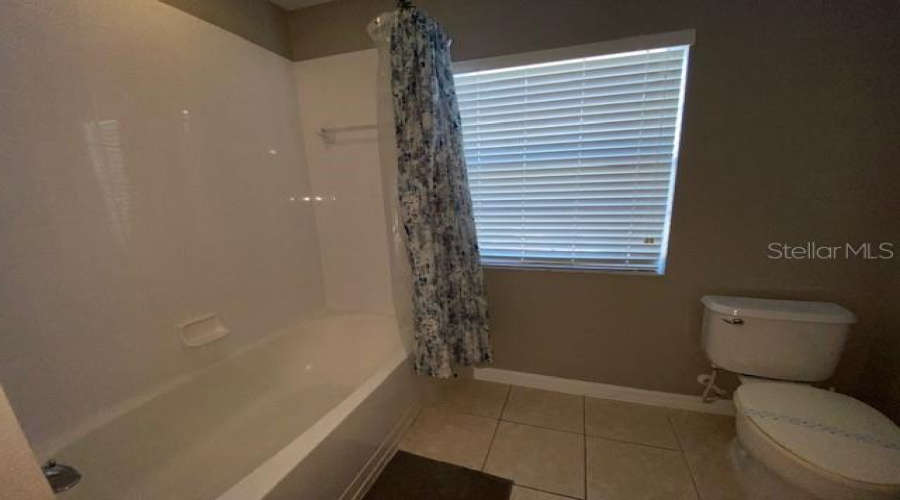 DAVENPORT, Florida 33896, 5 Bedrooms Bedrooms, ,4 BathroomsBathrooms,Residential,For Sale,SUSSEX,0,MFRS5117208