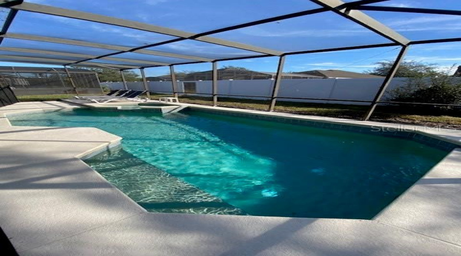 DAVENPORT, Florida 33896, 5 Bedrooms Bedrooms, ,4 BathroomsBathrooms,Residential,For Sale,SUSSEX,0,MFRS5117208