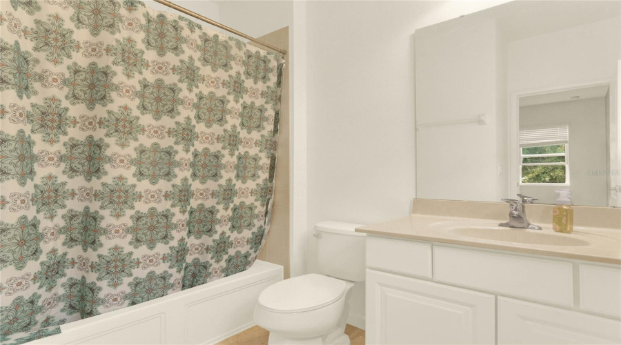 DAVENPORT, Florida 33837, 6 Bedrooms Bedrooms, ,5 BathroomsBathrooms,Residential,For Sale,OAKBOURNE,0,MFRC7502369