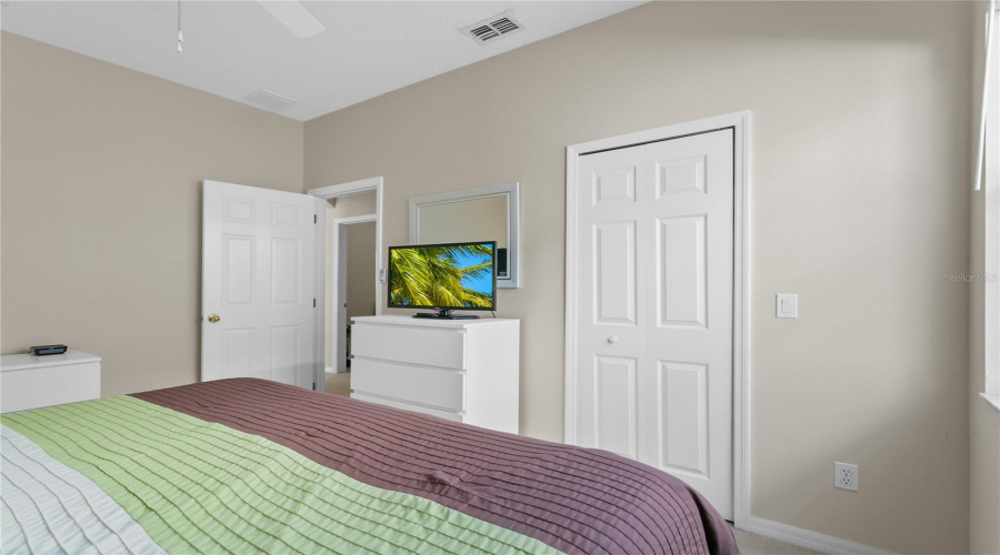 DAVENPORT, Florida 33897, 5 Bedrooms Bedrooms, ,3 BathroomsBathrooms,Residential,For Sale,HIGHER COMBE,0,MFRO6266419