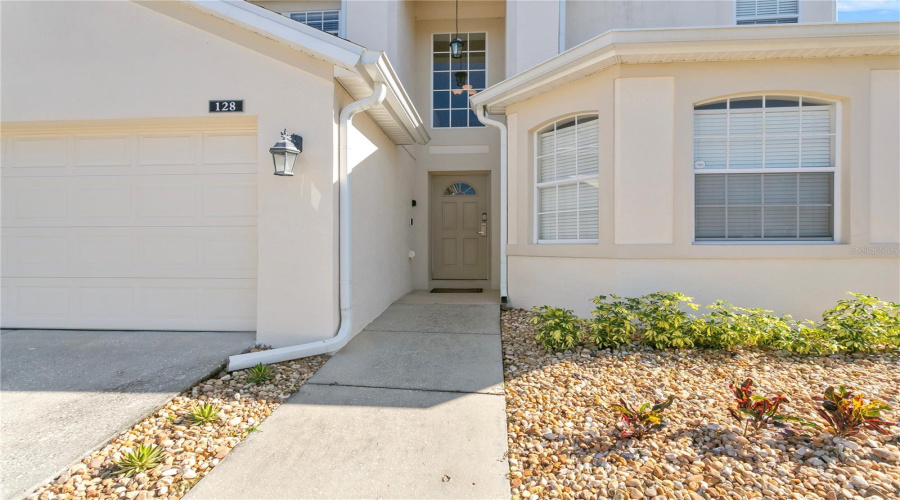 DAVENPORT, Florida 33897, 5 Bedrooms Bedrooms, ,3 BathroomsBathrooms,Residential,For Sale,HIGHER COMBE,0,MFRO6266419