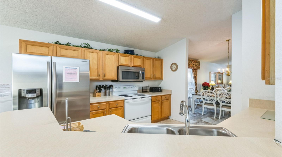 KISSIMMEE, Florida 34747, 4 Bedrooms Bedrooms, ,2 BathroomsBathrooms,Residential,For Sale,SECRET KEY COVE,0,MFRO6266315