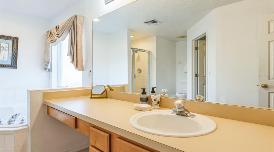 KISSIMMEE, Florida 34747, 4 Bedrooms Bedrooms, ,2 BathroomsBathrooms,Residential,For Sale,SECRET KEY COVE,0,MFRO6266315